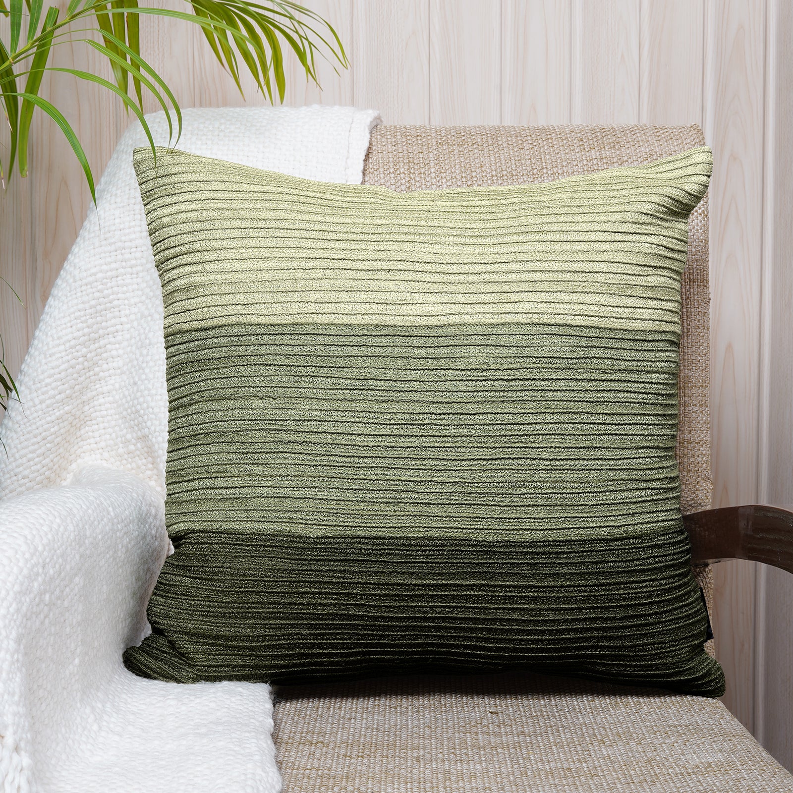 Square green cushion with ribbed cotton texture – Babylonia Collection by Dash & Twine